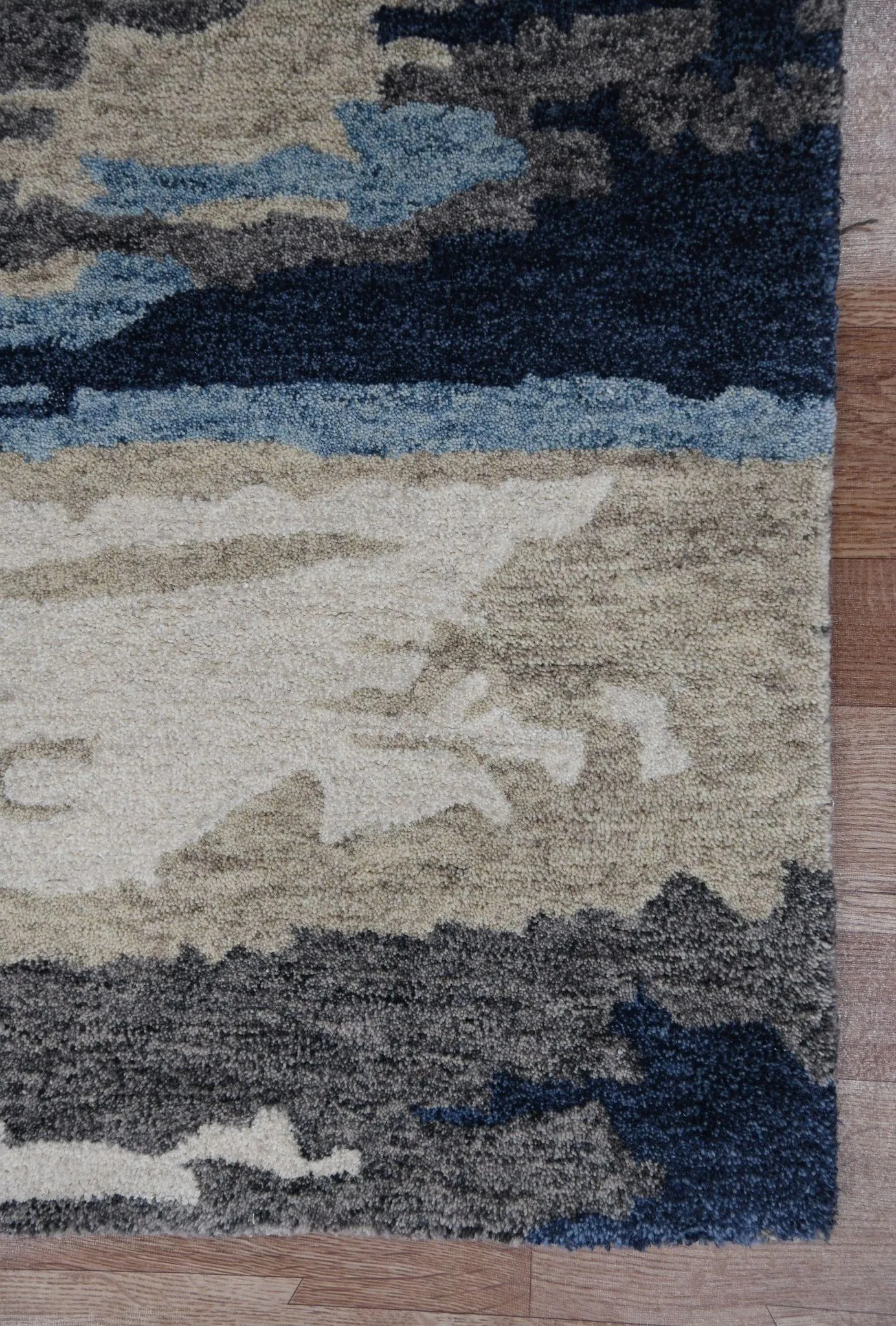 Abstract Blue Wool & Viscose Hand-Tufted Carpet Rug 5x8 Feet