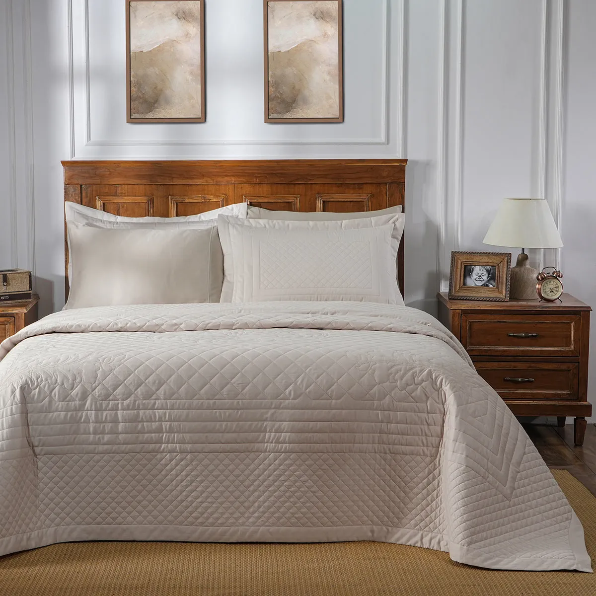 Acanthus Serenity Sole Bliss Quilted Quilt/Comforter