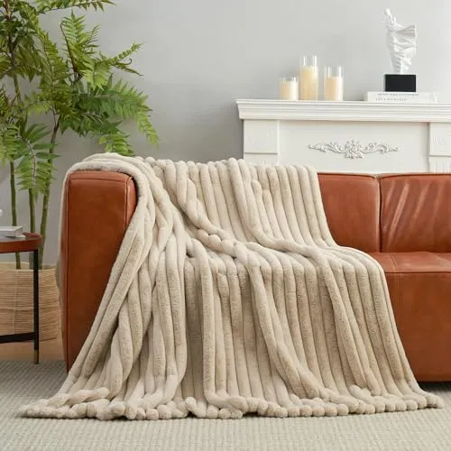 Amélie Home Soft Faux Fur Throw Blanket for Couch, Warm Luxurious Faux Rabbit Fur Striped Throw Blanket, Cozy Fluffy Plush Fur Blanket for Sofa Chair Bed Living Room, Beige, 50"x 70"