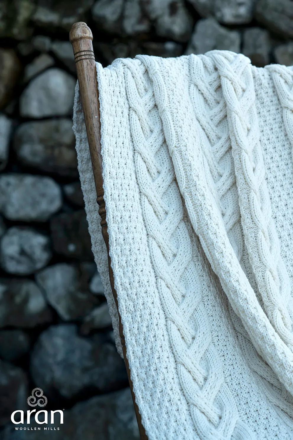 Aran Chunky Cable Knot Wool Throw