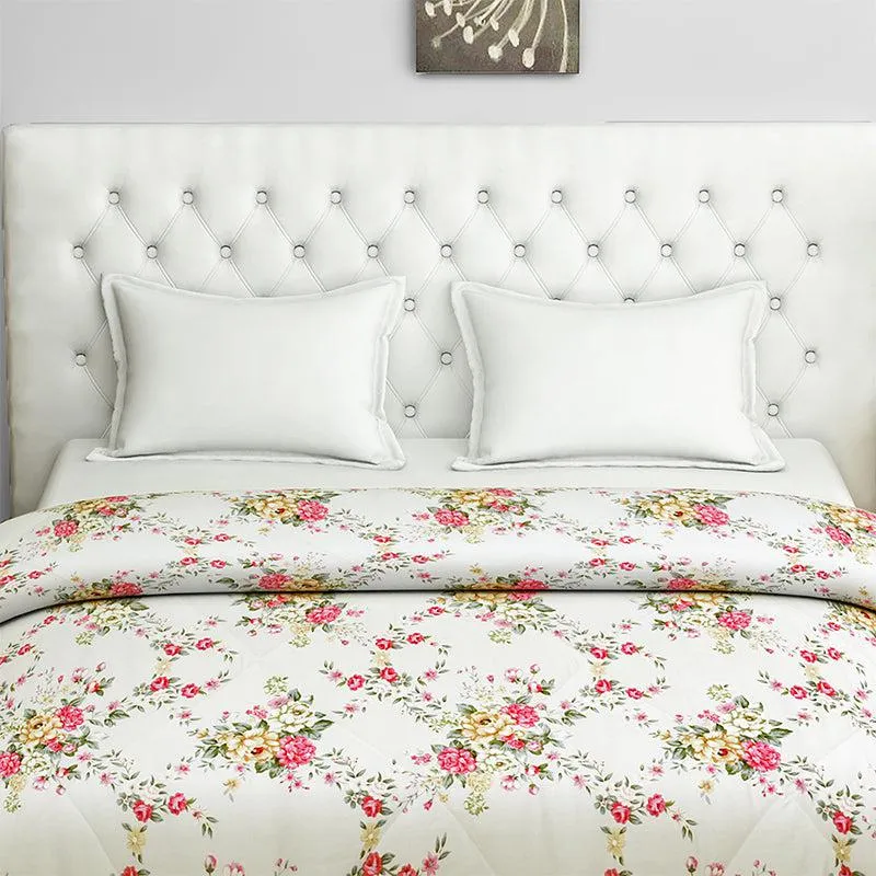 Endless Spring Floral Cotton Comforter  - 150 GSM