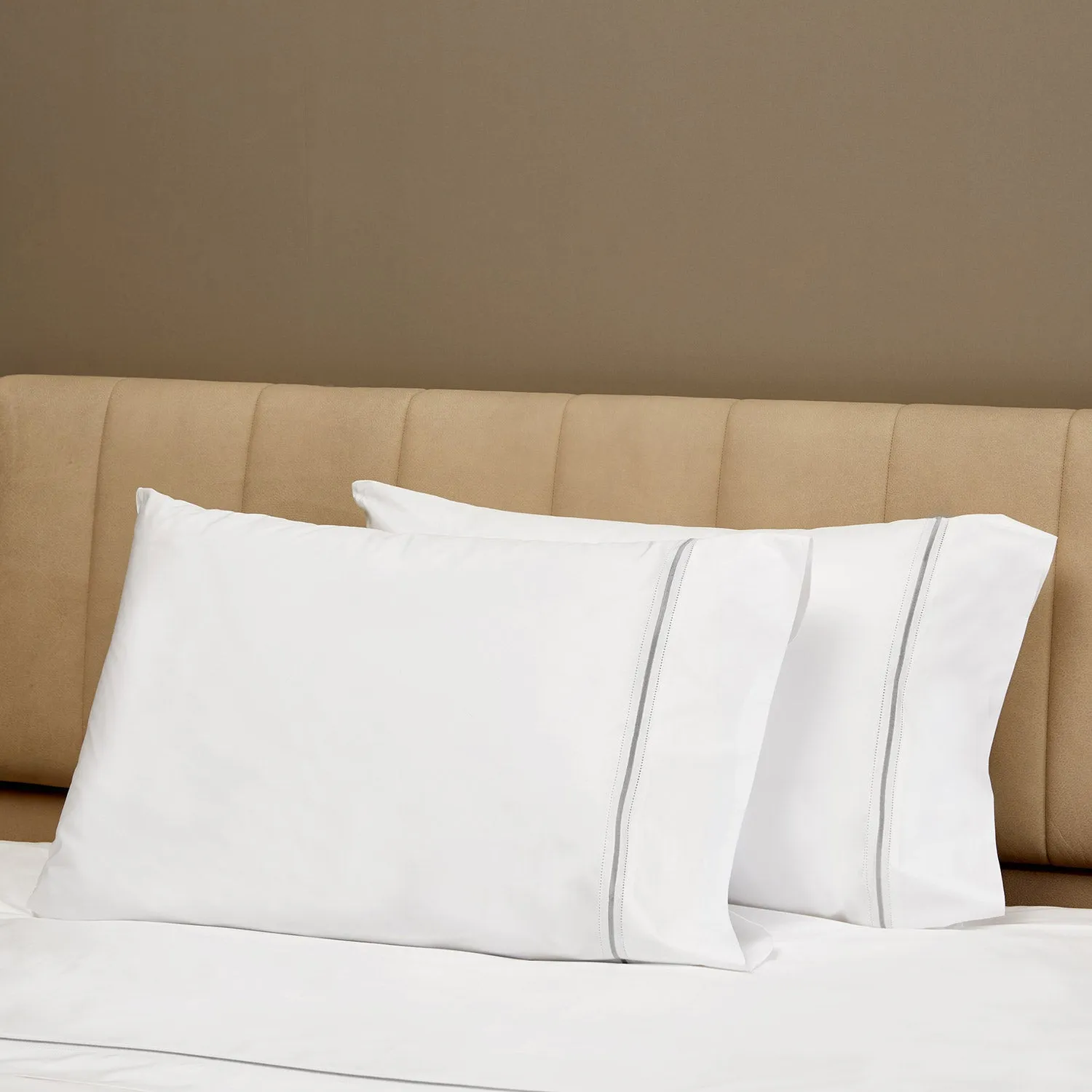 Gramercy Sheets & Pillowcases, White/Silver Moon