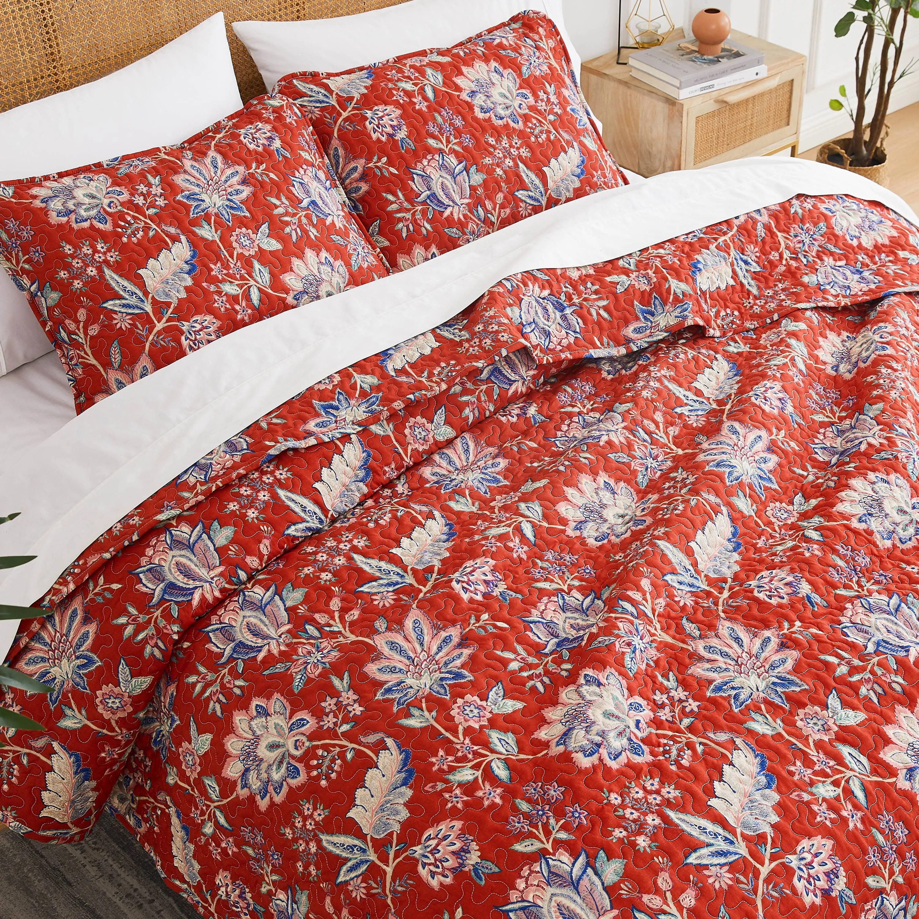 Jacobean Willow 7-Piece Quilt Bedding Set