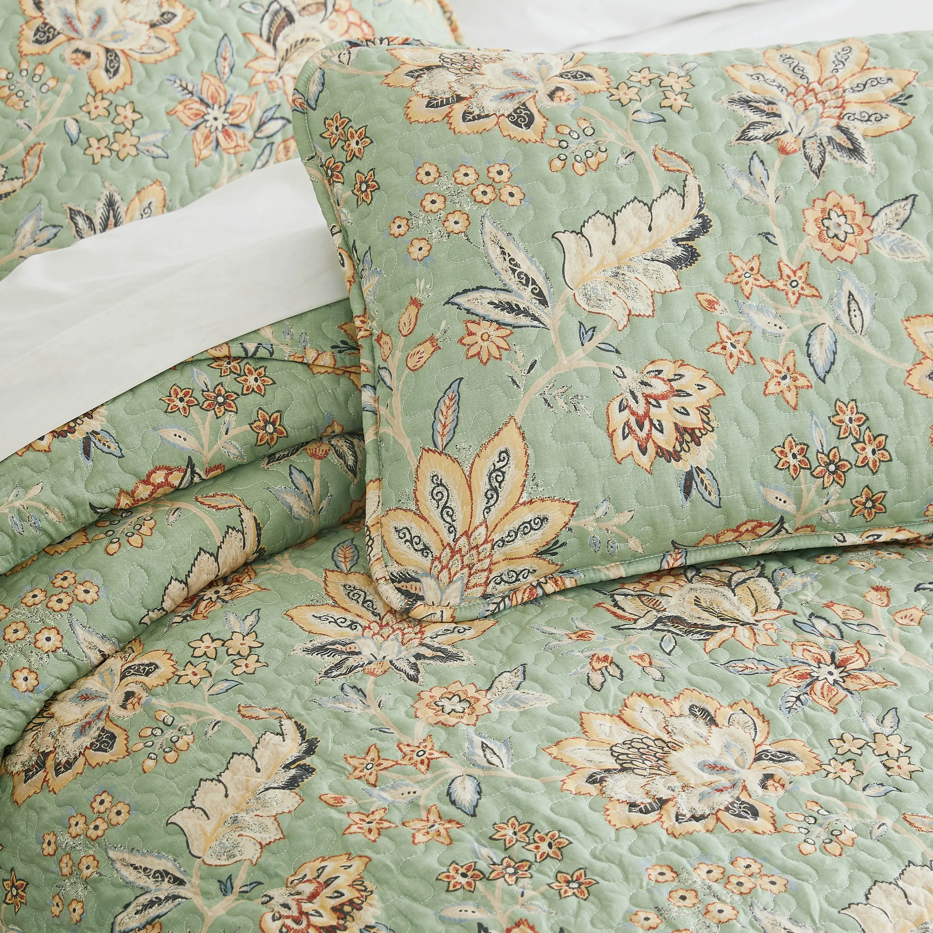 Jacobean Willow 7-Piece Quilt Bedding Set