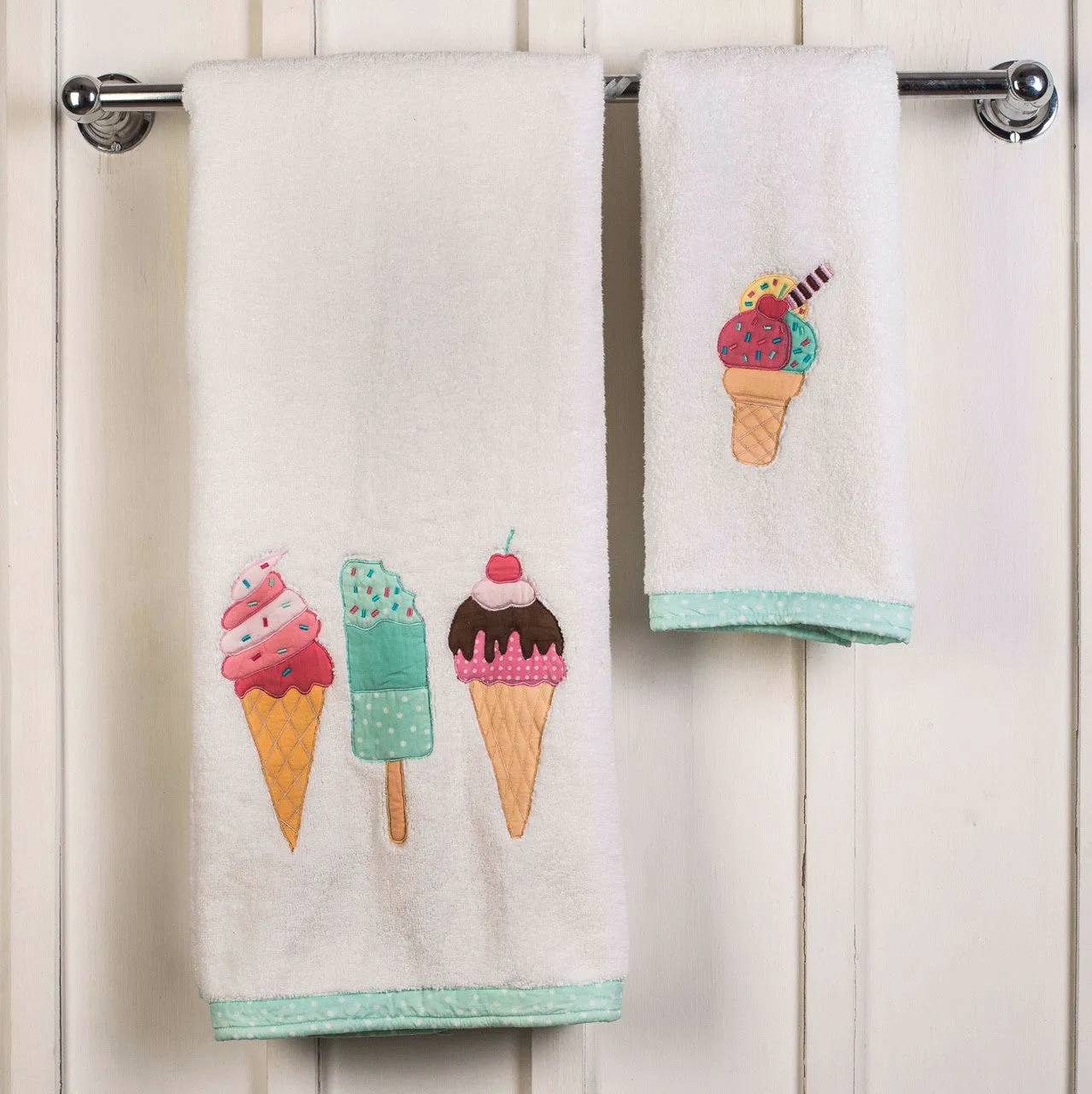 Kids Towel Set - Scoops & Smiles <br> Bath & Hand Towel Available <br> <span style="font-size: 11px; font-family:Helvetica,Arial,sans-serif;">Can Be Personalised</span>