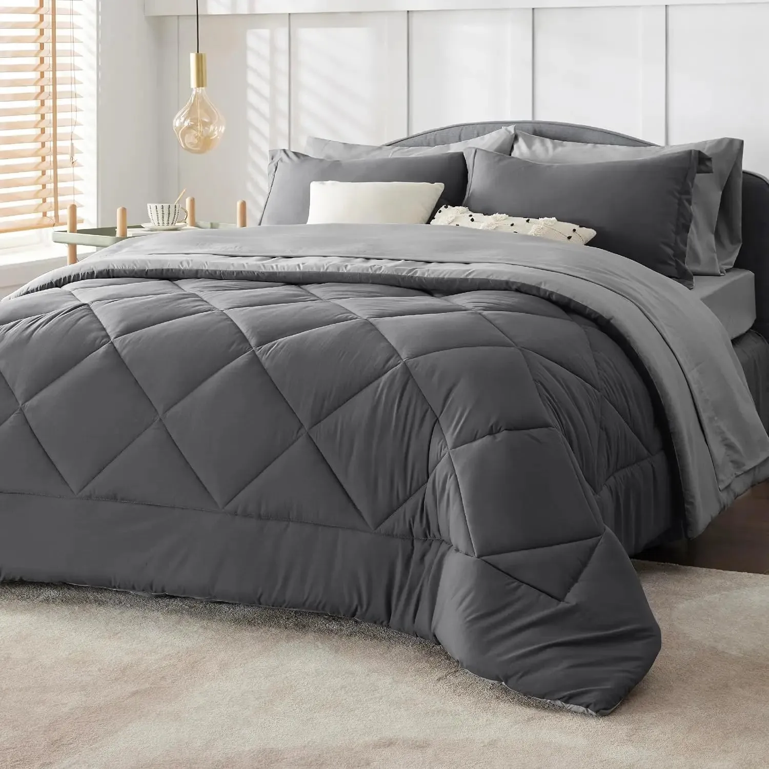 King Size 7-Piece Reversible Bedding Set