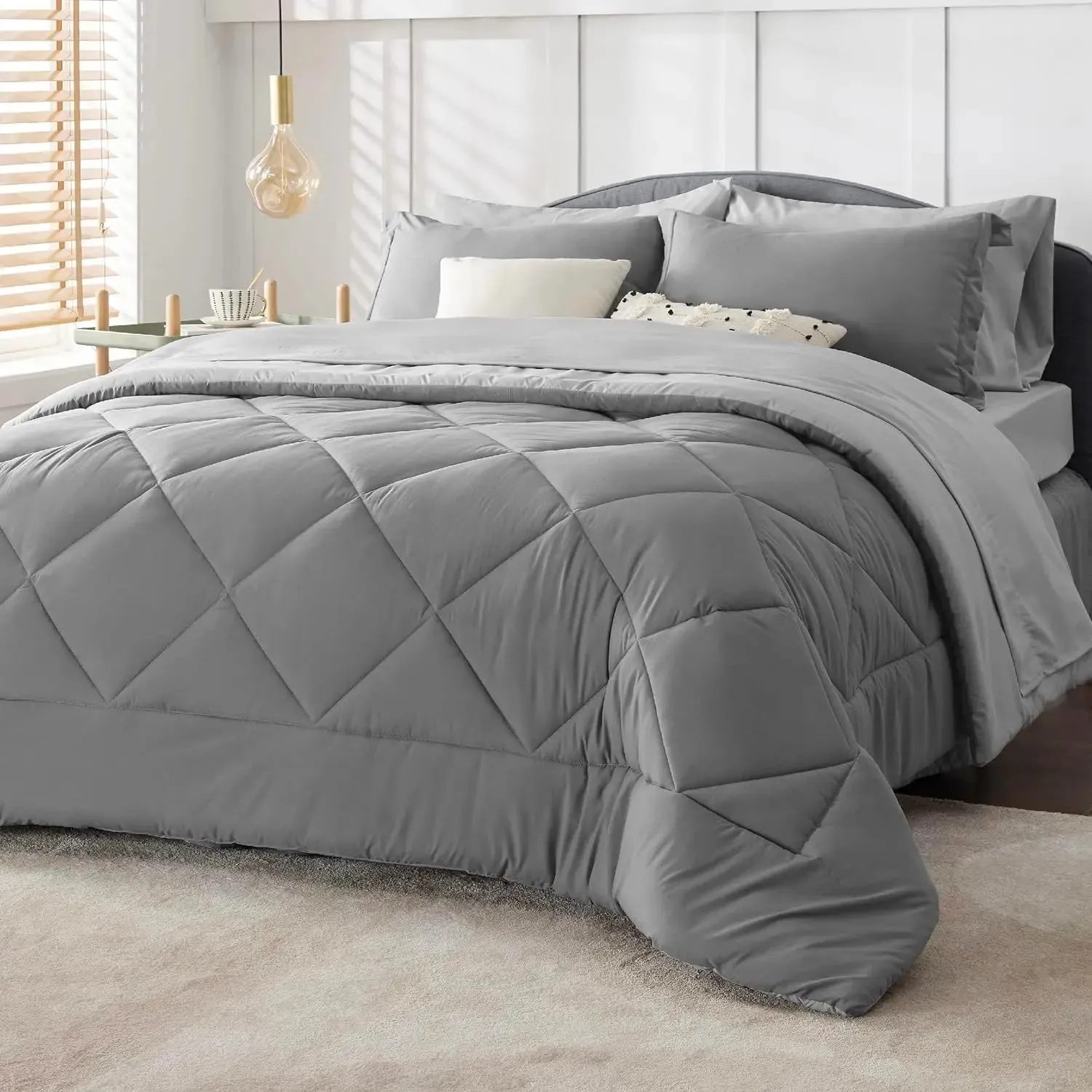 King Size 7-Piece Reversible Bedding Set