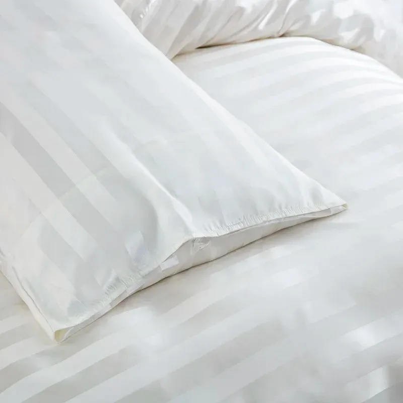 Luxury Satin Striped Duvet Cover Set with Zipper Closure & Pillow Cases