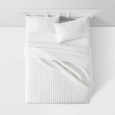 New - Room Essentials Quilt Cotton Blend Knitted Cozy Jersey Solid, White, Full/Queen