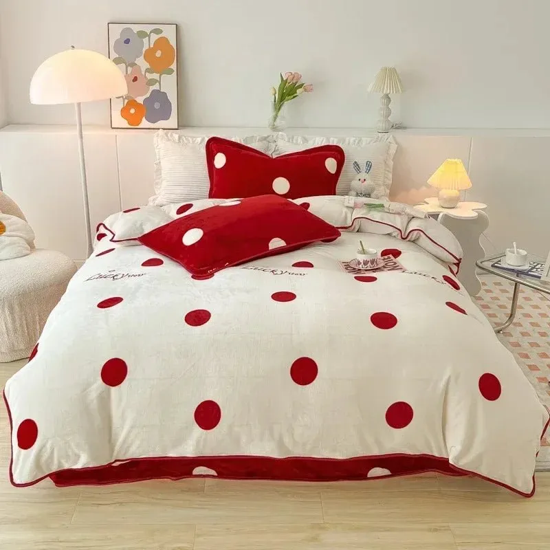 Polka Dot and Heart Winter Bedding Set