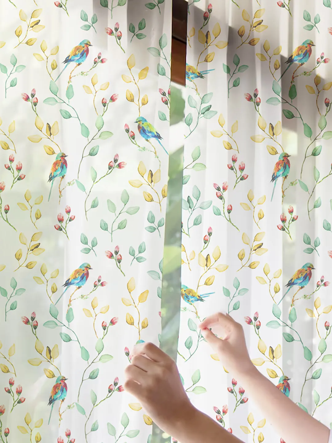 Set Of 4 Fauna Printed With Green Plain 7Ft. Curtains